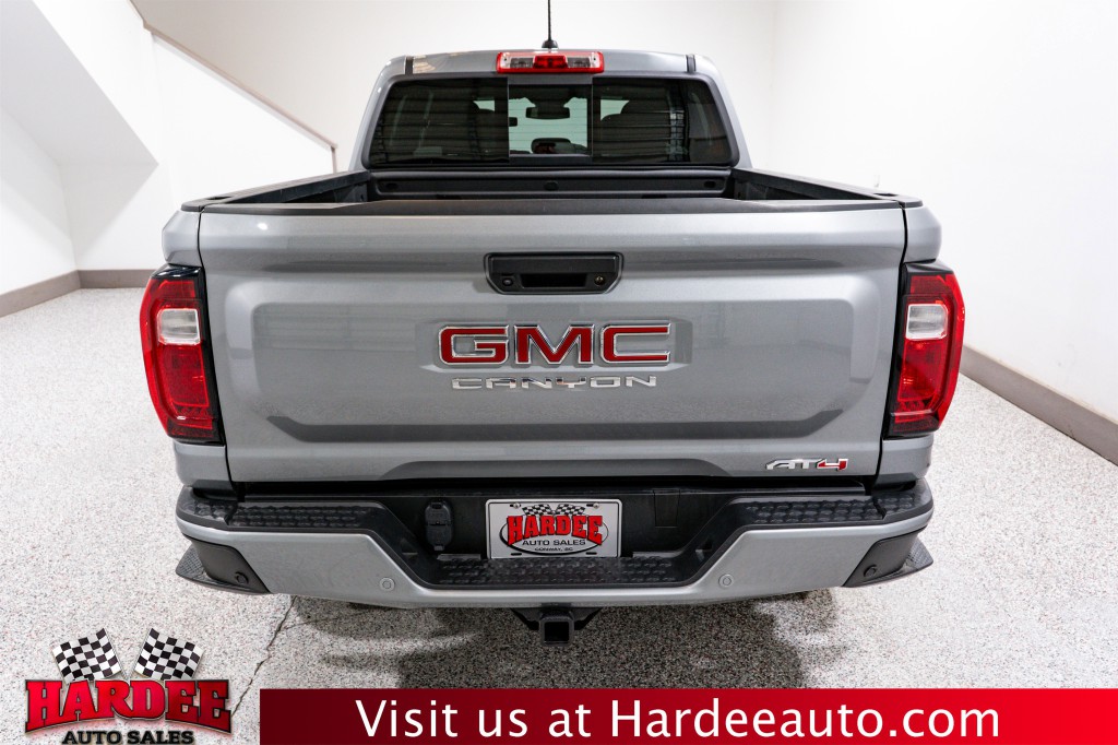 2023 GMC Canyon Image 4