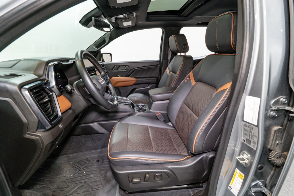 2023 GMC Canyon Image 17