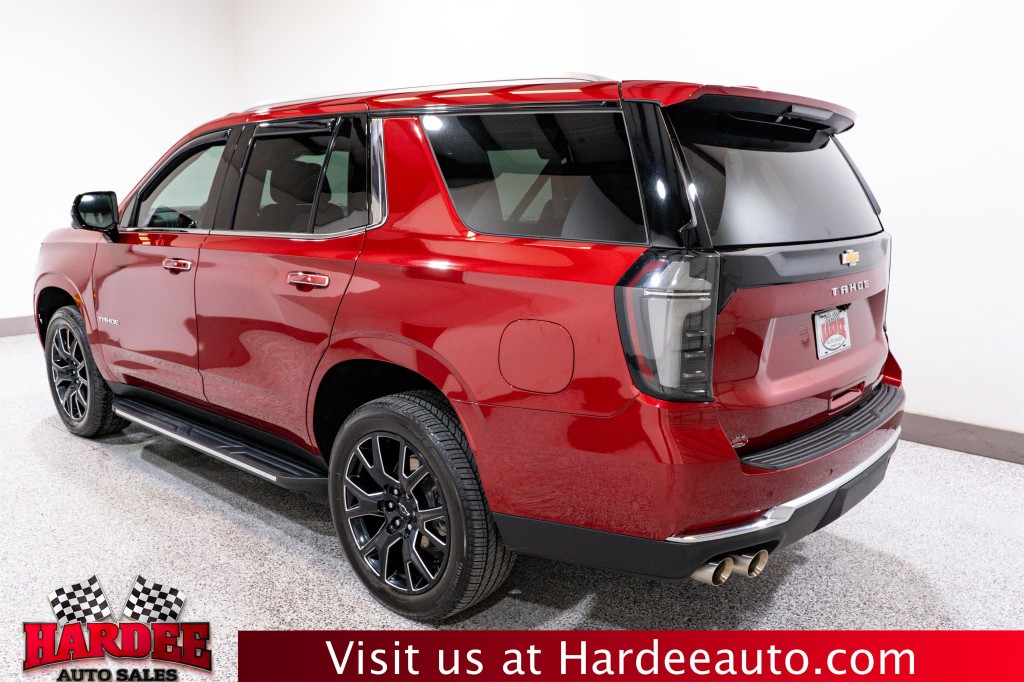 2025 Chevrolet Tahoe Image 3
