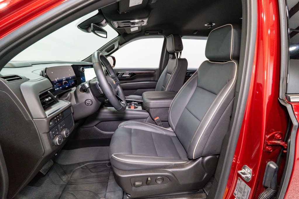 2025 Chevrolet Tahoe Image 17