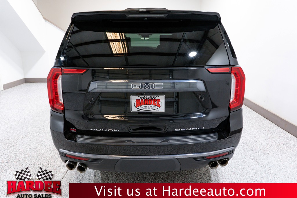 2023 GMC Yukon Image 4