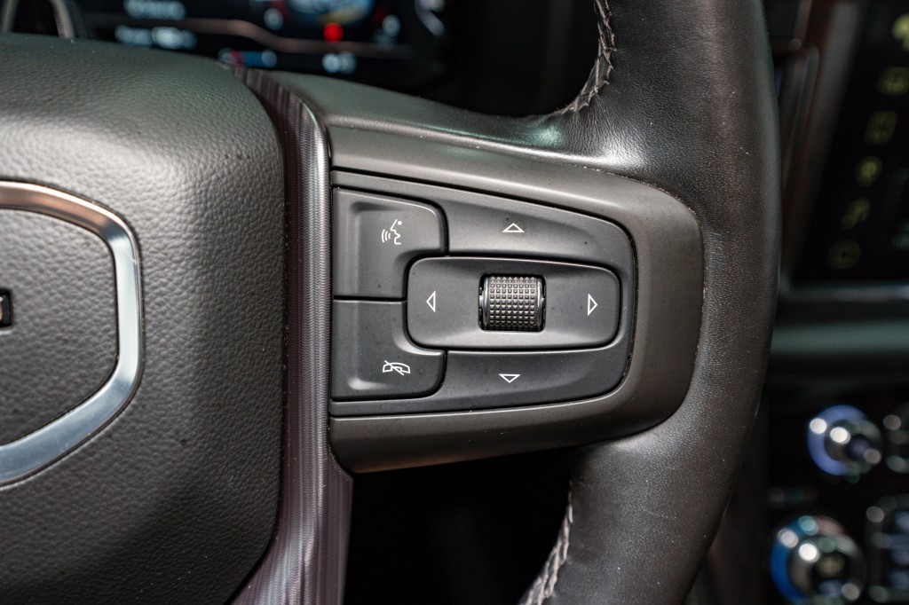 2023 GMC Yukon Image 30