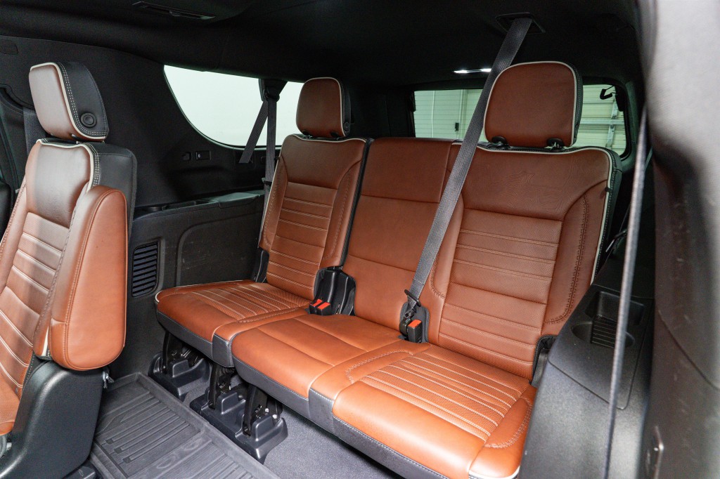 2023 GMC Yukon Image 38