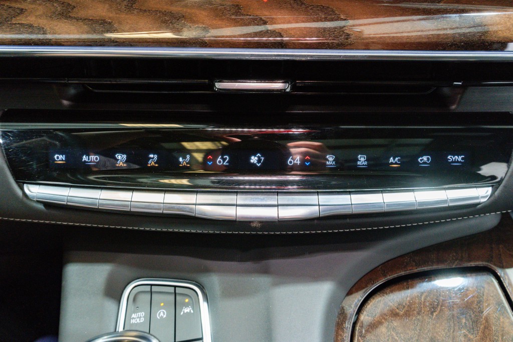 2022 Cadillac Escalade Image 22