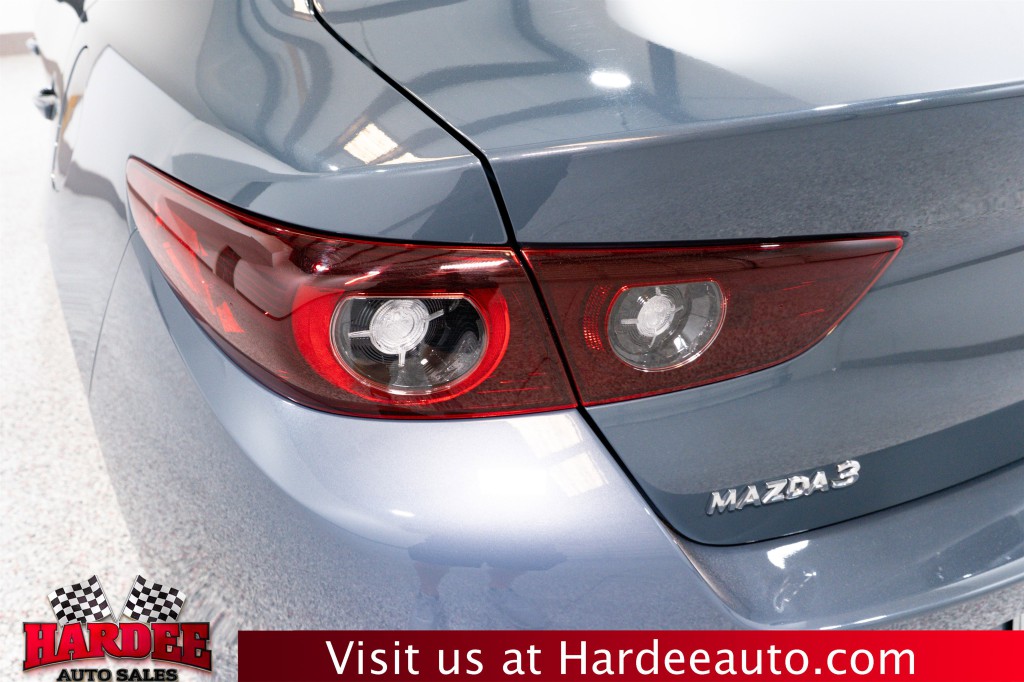 2023 Mazda Mazda3 Image 9