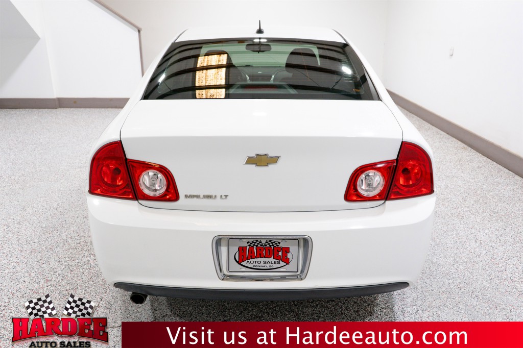 2010 Chevrolet Malibu Image 4