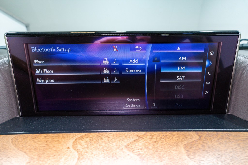 2017 Lexus LX Image 21