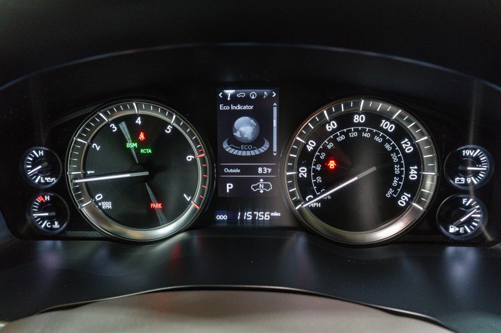 2017 Lexus LX Image 29