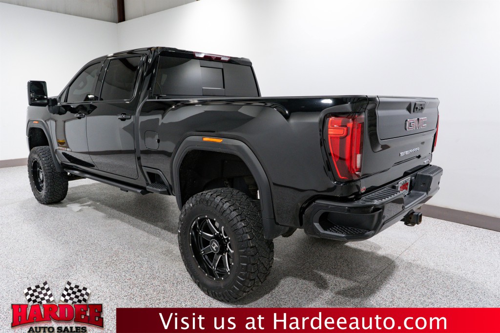 2022 GMC Sierra 2500 Image 3