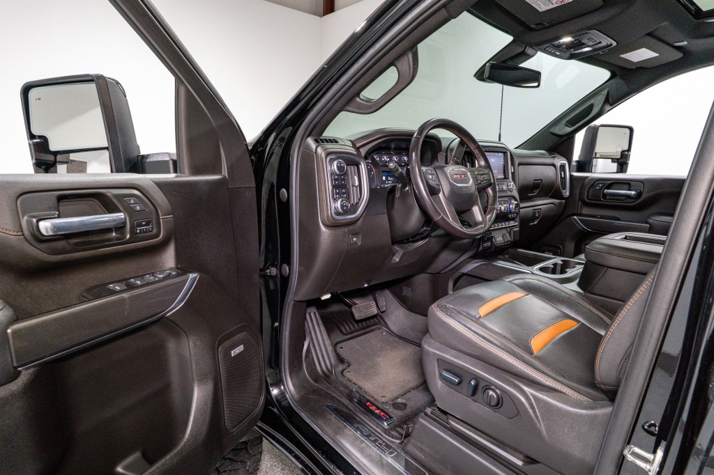 2022 GMC Sierra 2500 Image 14