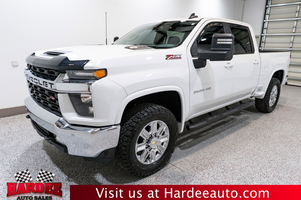 2021 Chevrolet Silverado 1500 Image 2