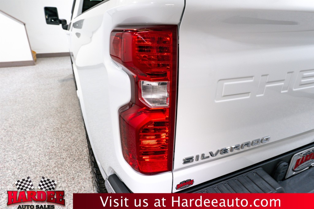 2021 Chevrolet Silverado 1500 Image 9
