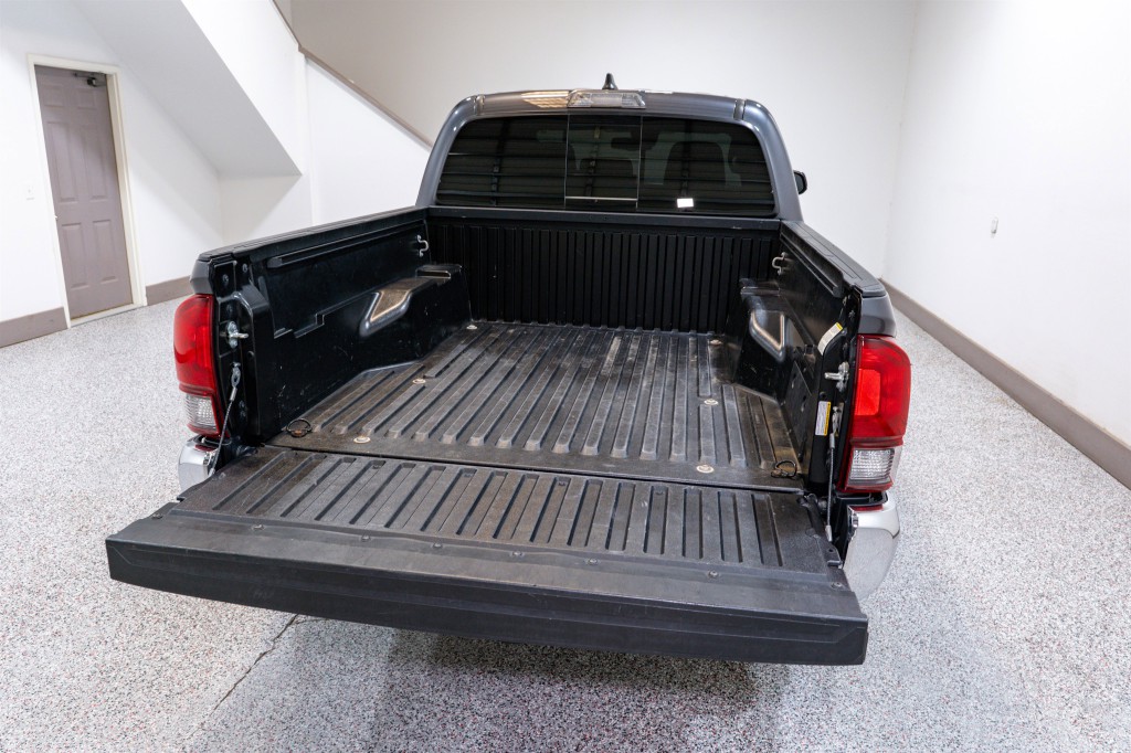 2022 Toyota Tacoma Image 11