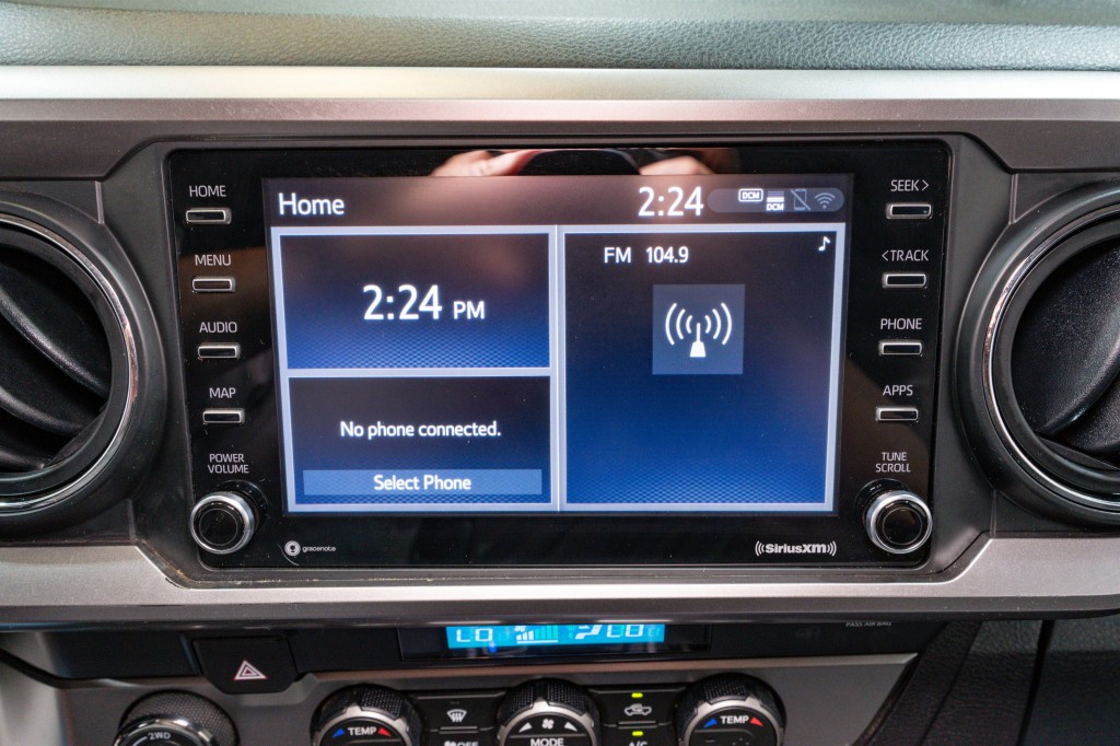 2022 Toyota Tacoma Image 16