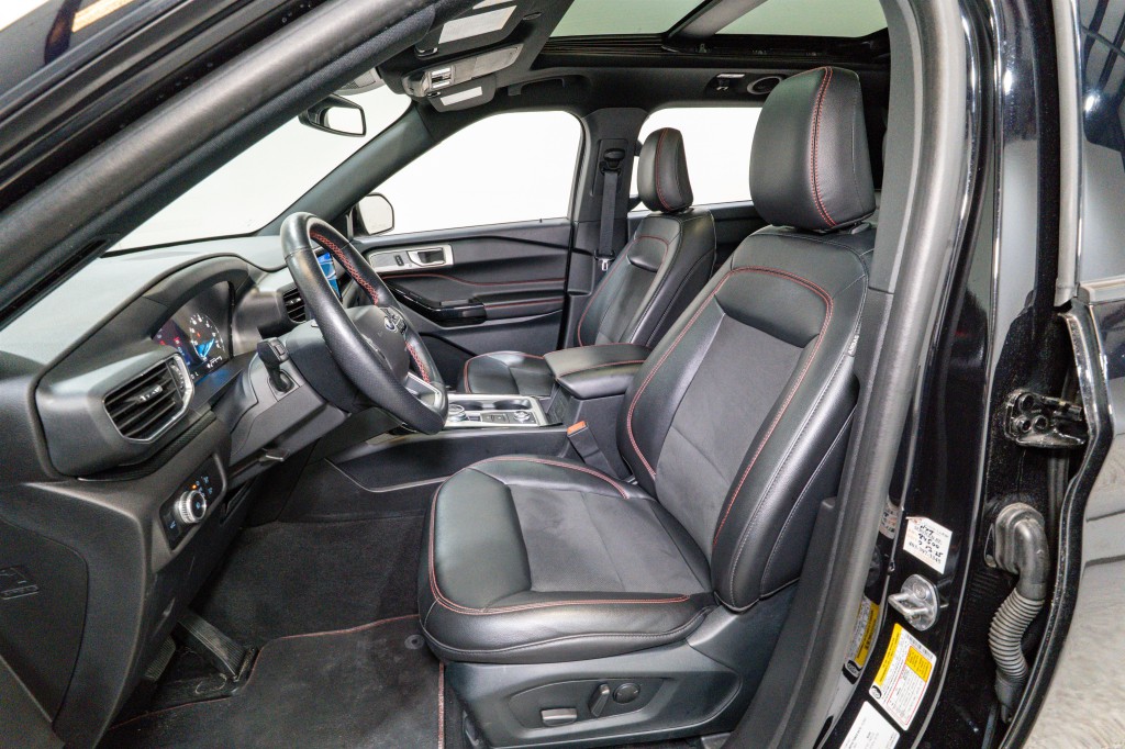 2023 Ford Explorer Image 16