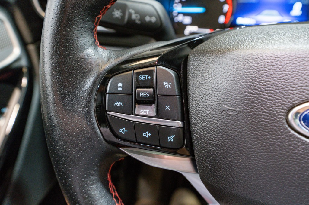 2023 Ford Explorer Image 30