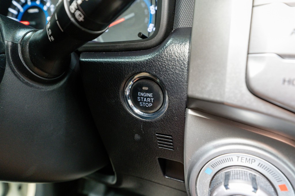 2016 Toyota 4Runner Image 31