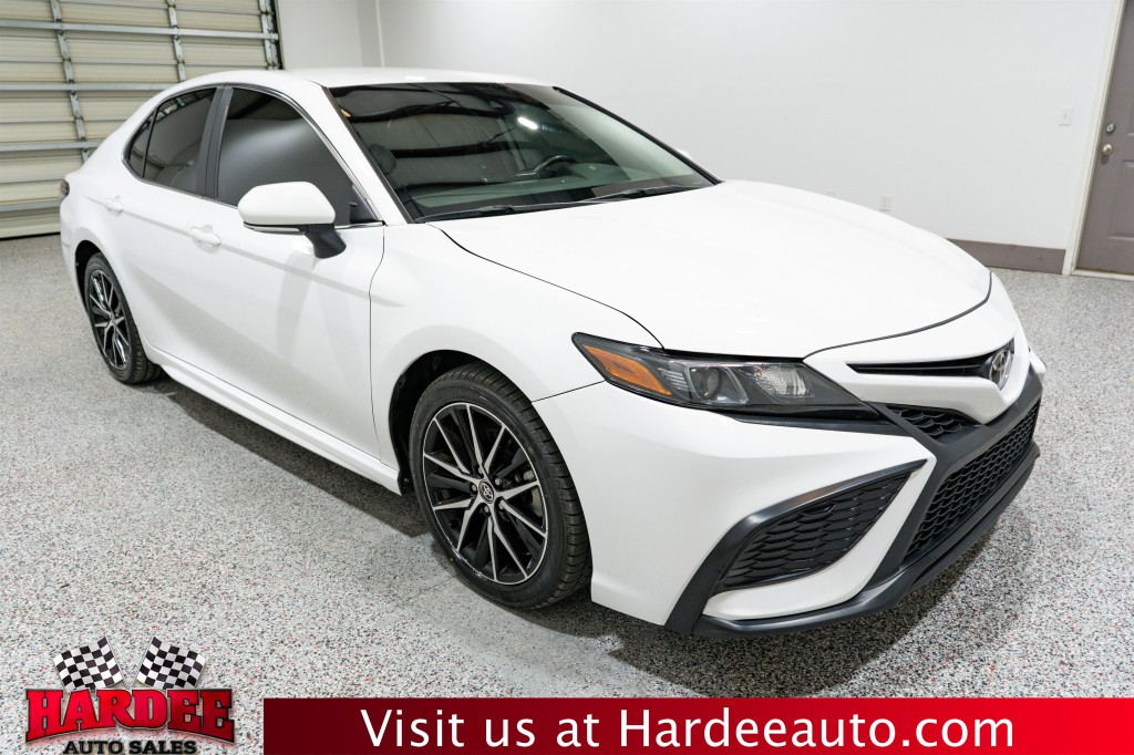 2024 Toyota Camry Image 6