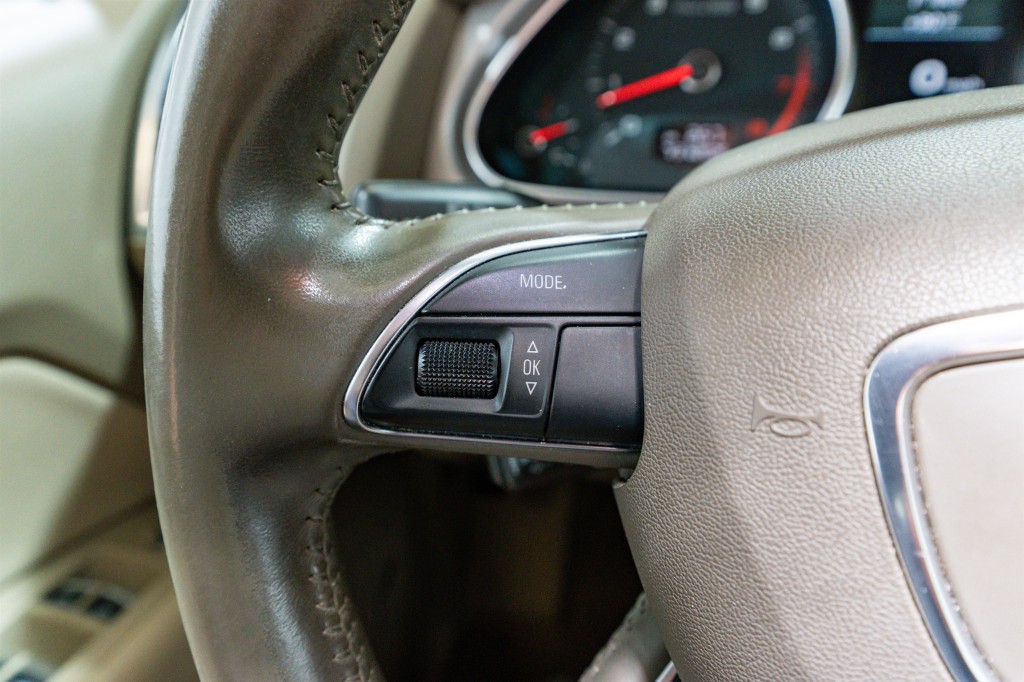 2013 Audi Q7 Image 25