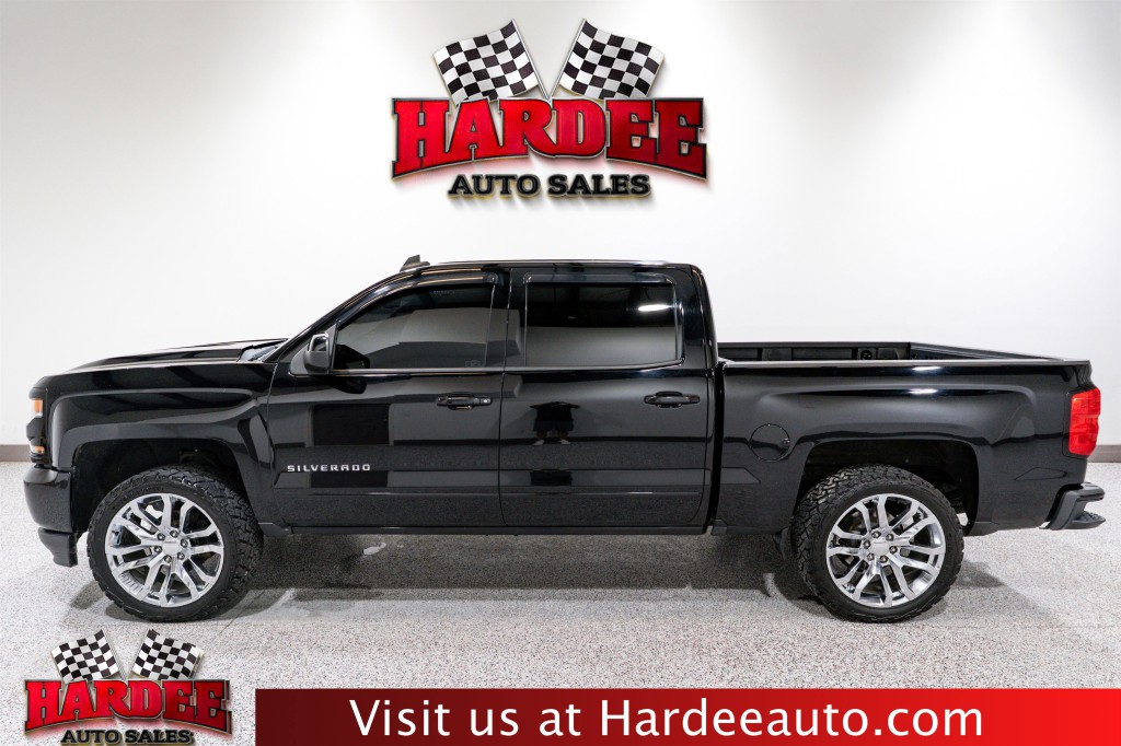 2018 Chevrolet Silverado 1500 Image 1