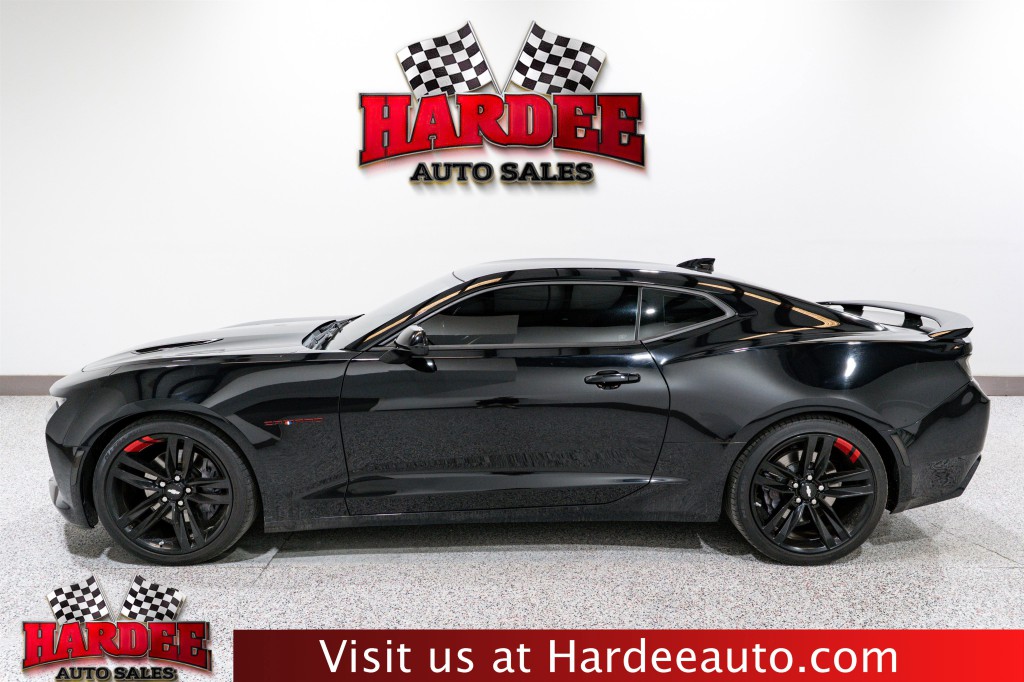 2018 Chevrolet Camaro Image 1