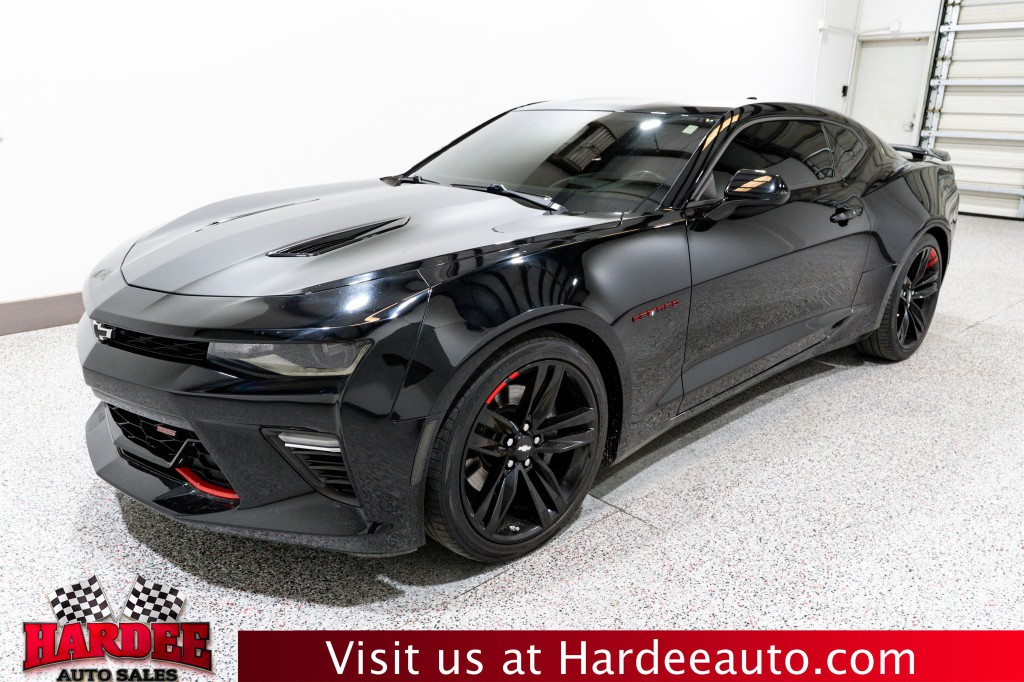 2018 Chevrolet Camaro Image 2