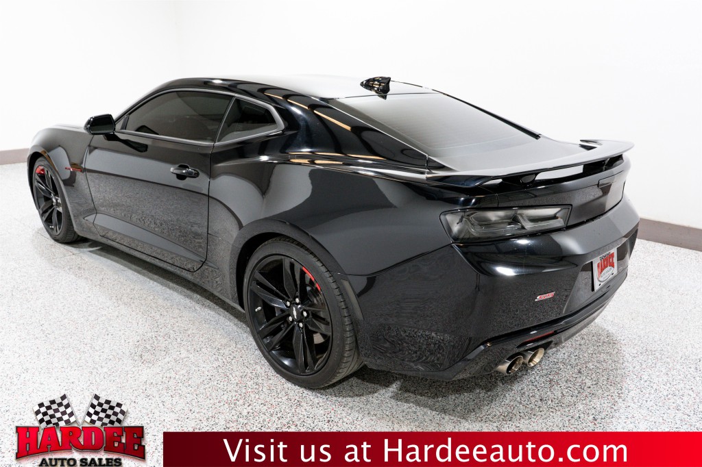 2018 Chevrolet Camaro Image 3