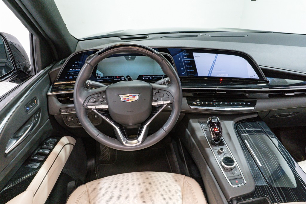 2023 Cadillac Escalade Image 12