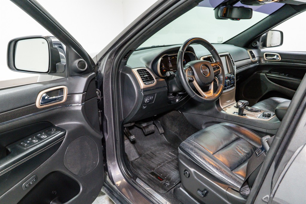 2015 Jeep Grand Cherokee Image 12