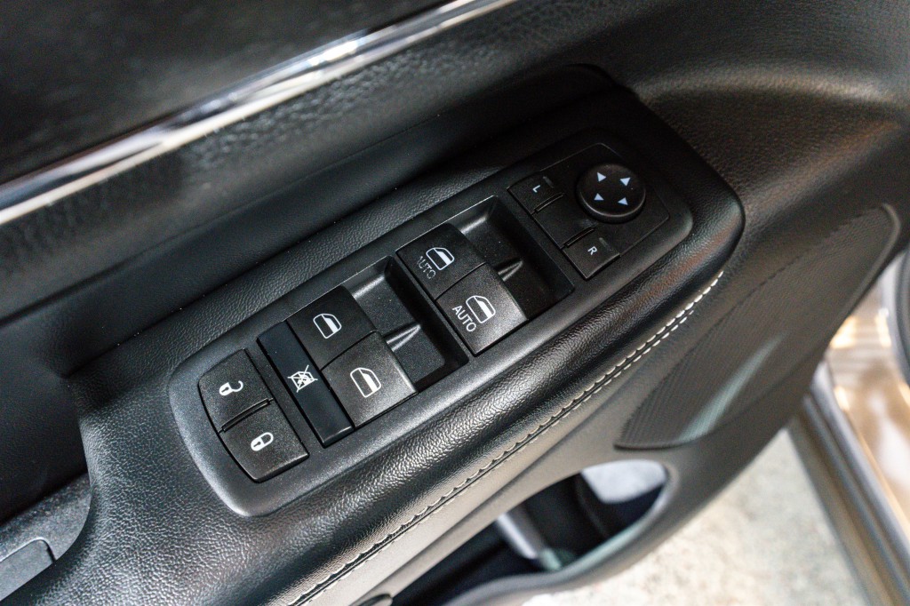 2015 Jeep Grand Cherokee Image 13