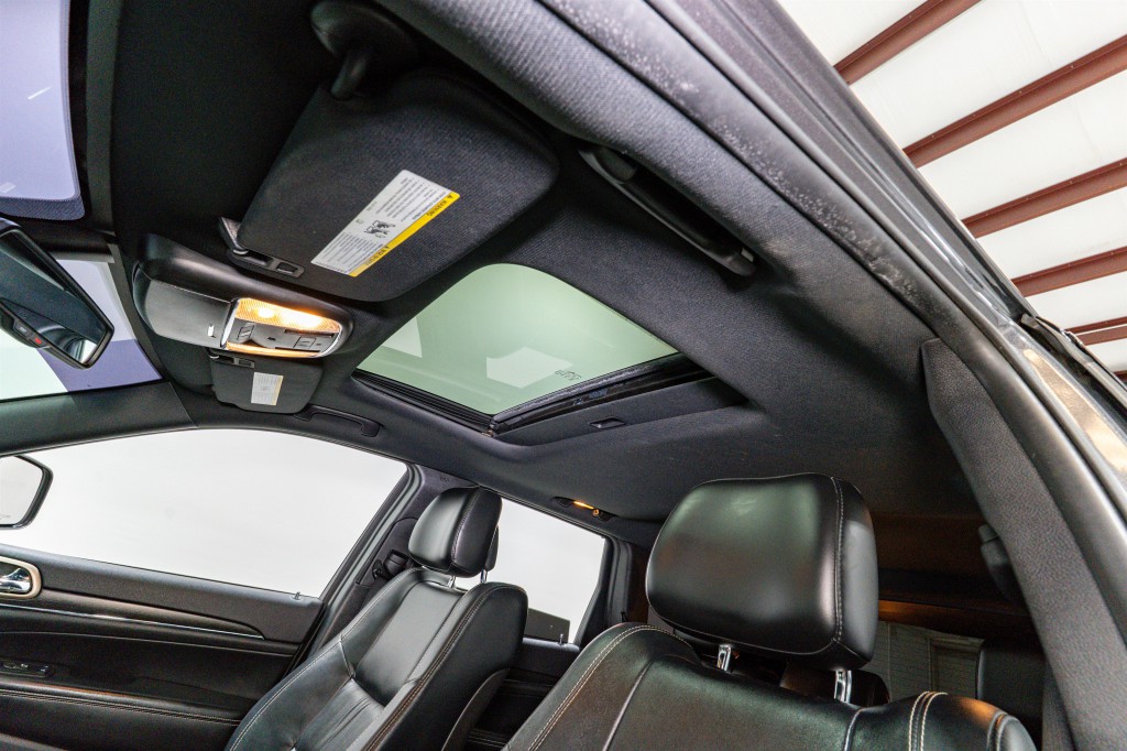 2015 Jeep Grand Cherokee Image 16