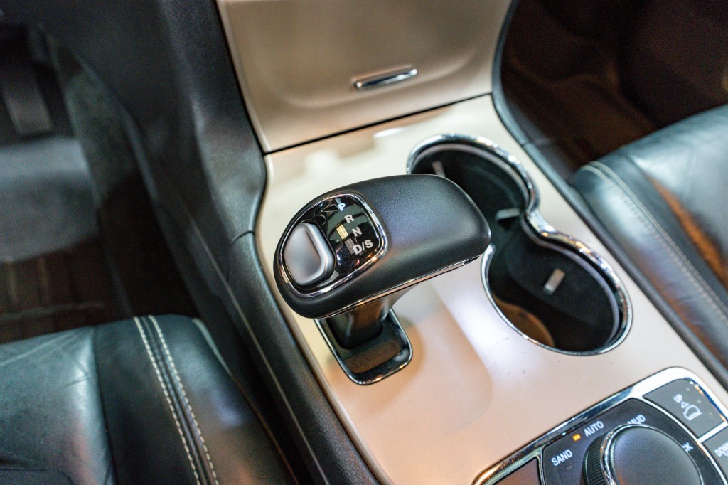 2015 Jeep Grand Cherokee Image 23