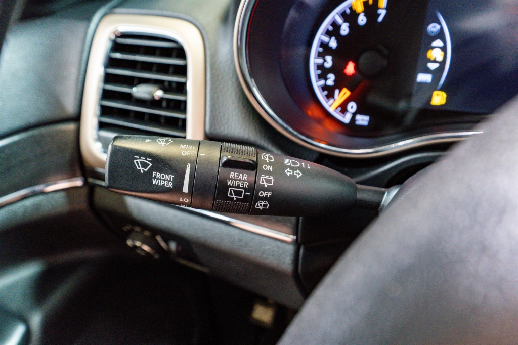 2015 Jeep Grand Cherokee Image 28