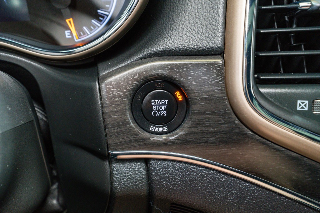2015 Jeep Grand Cherokee Image 29