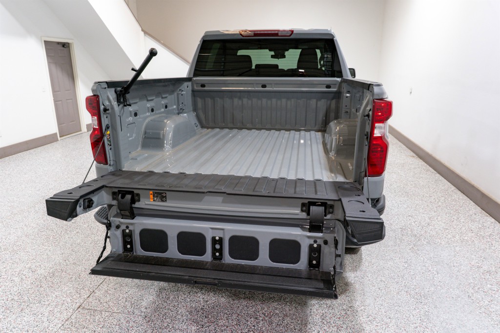 2024 Chevrolet Silverado 1500 Image 11