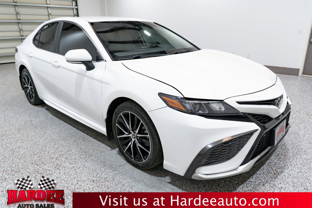 2023 Toyota Camry Image 6