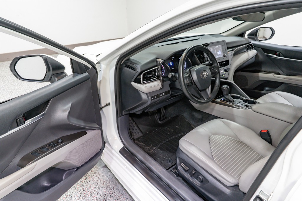2023 Toyota Camry Image 12