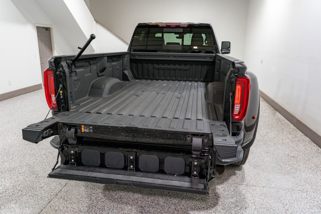 2020 GMC Sierra 3500 Image 12