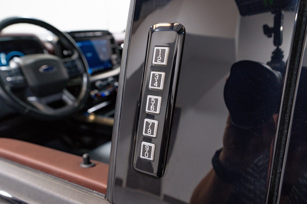 2023 Ford F-150 Image 11