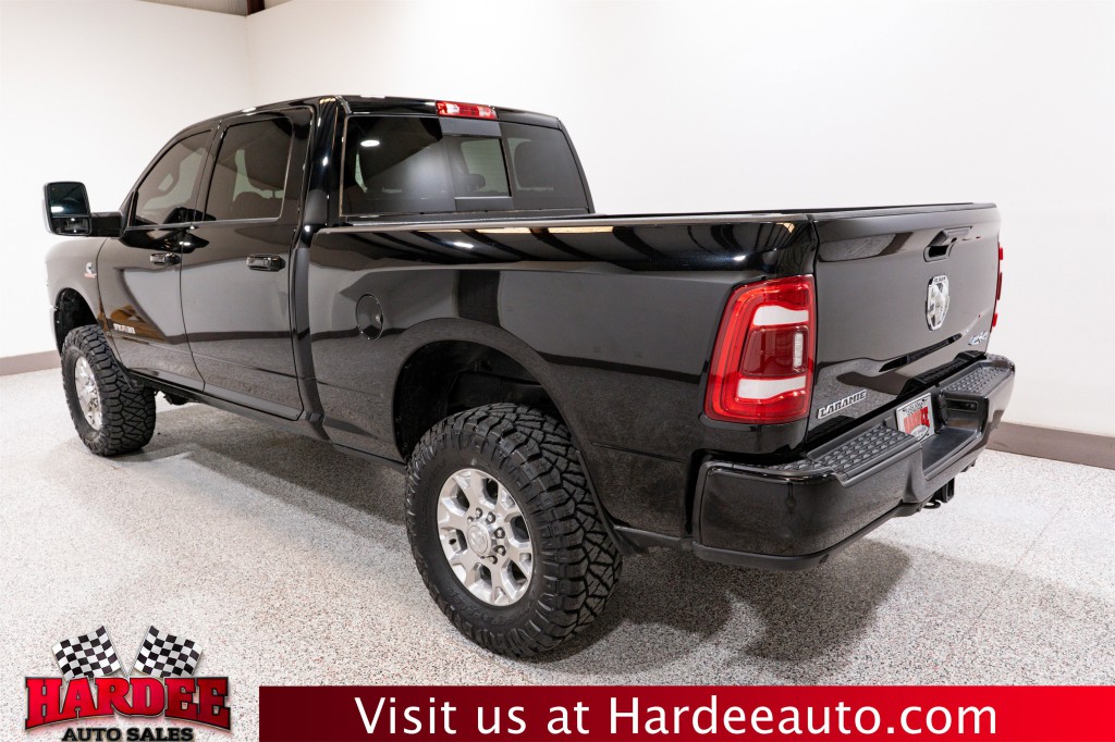 2024 RAM 2500 Image 3
