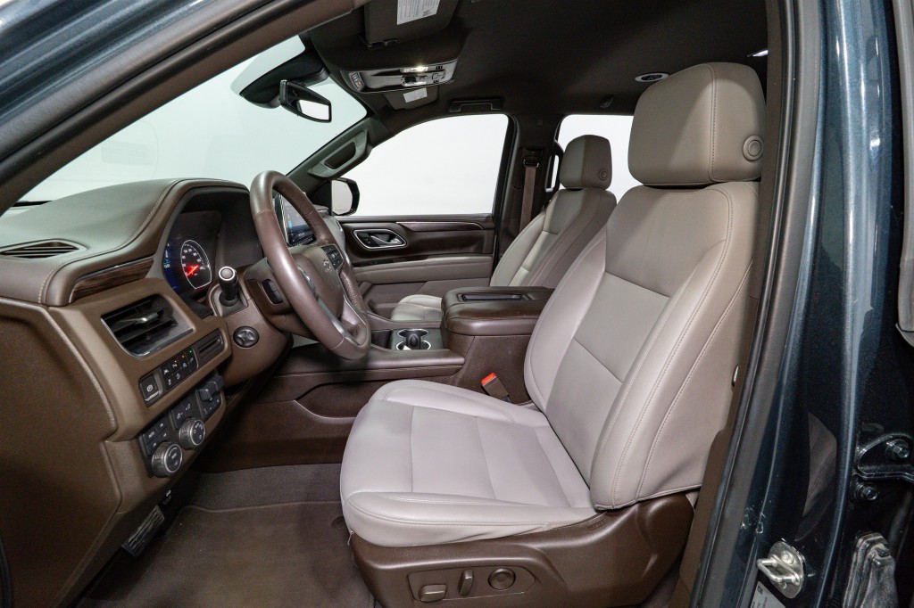 2021 Chevrolet Suburban Image 15
