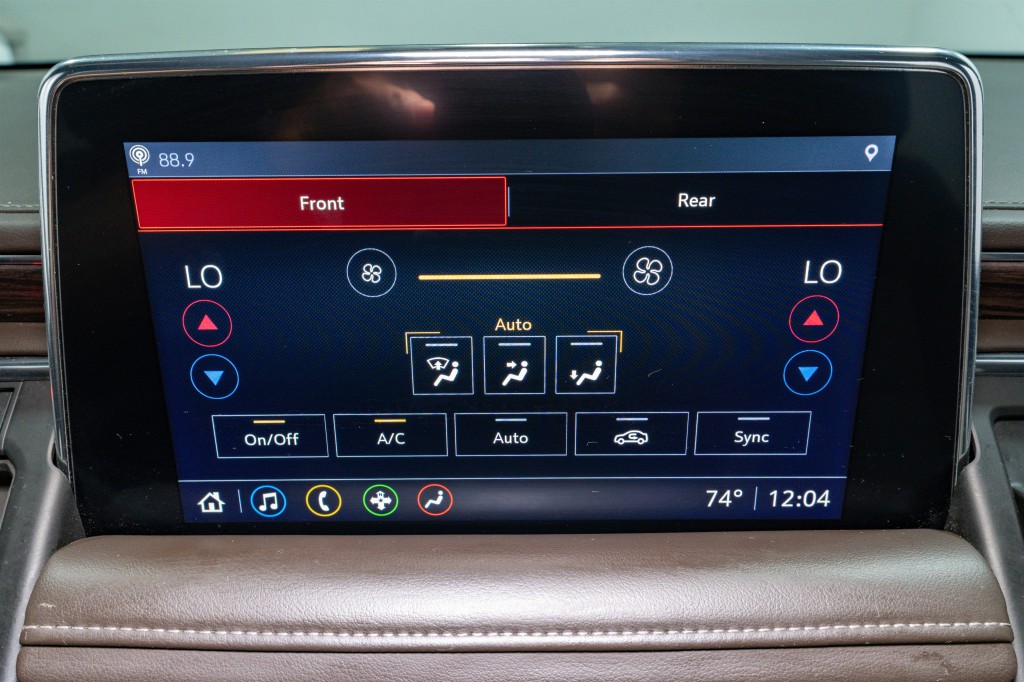 2021 Chevrolet Suburban Image 19