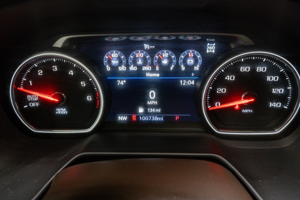 2021 Chevrolet Suburban Image 23