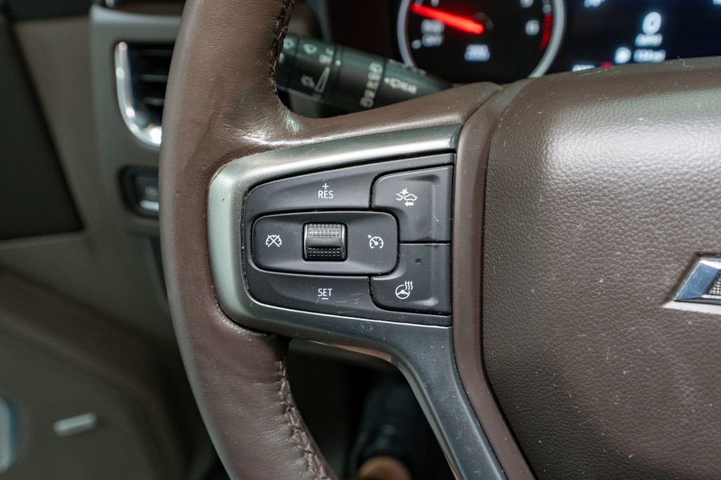 2021 Chevrolet Suburban Image 25