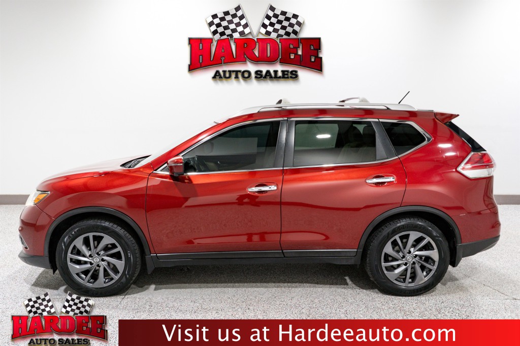 2016 Nissan Rogue Image 1