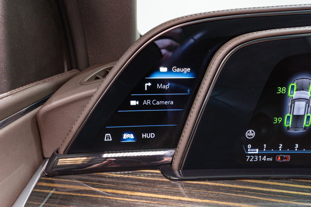 2023 Cadillac Escalade Image 31