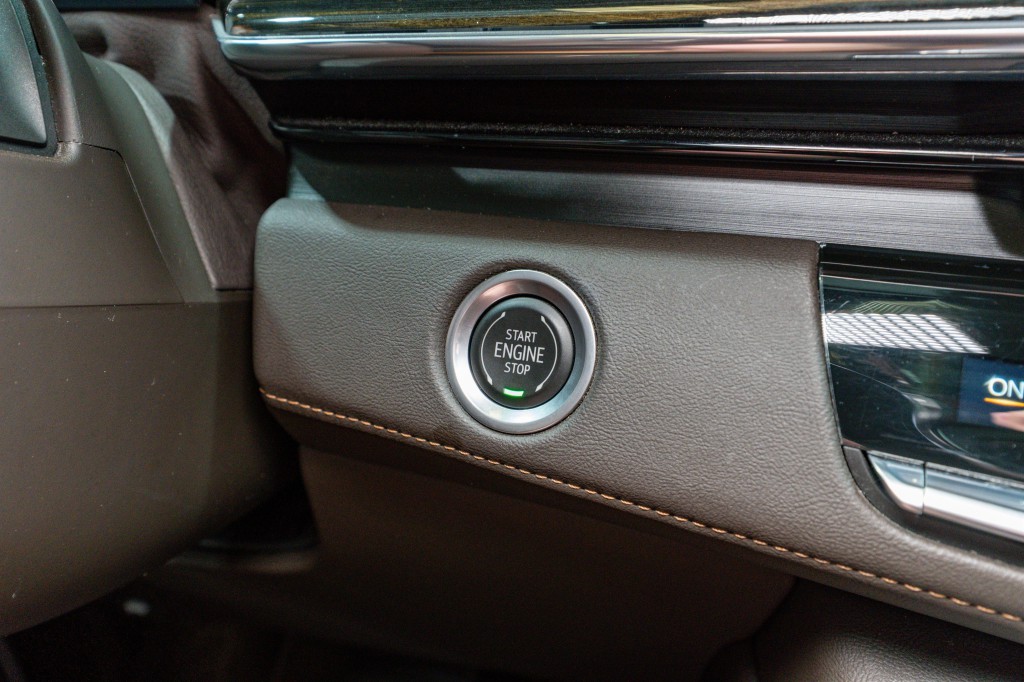 2023 Cadillac Escalade Image 36
