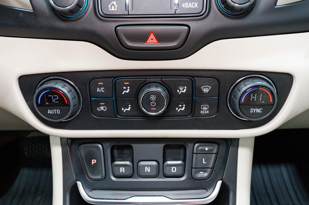 2020 GMC Terrain Image 22