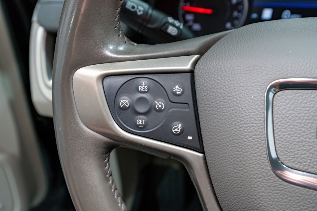 2020 GMC Terrain Image 27