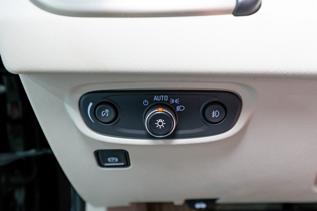 2020 GMC Terrain Image 31